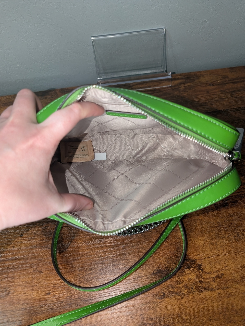 NWT Michael Kors Ombré Chain Crossbody Bag - Picture 3 of 5